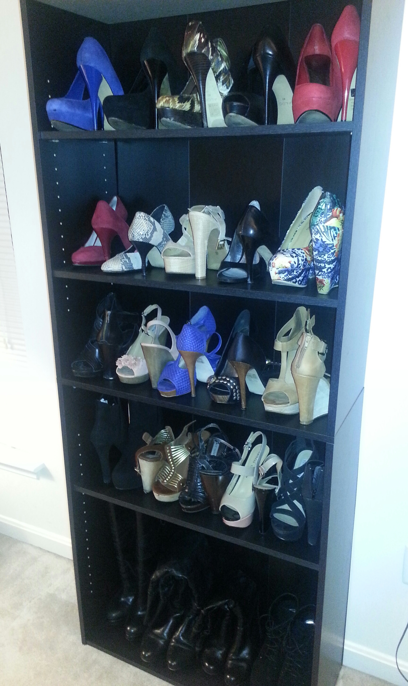 10 Shoe Storage Ideas for Small Spaces | Remodelaholic
